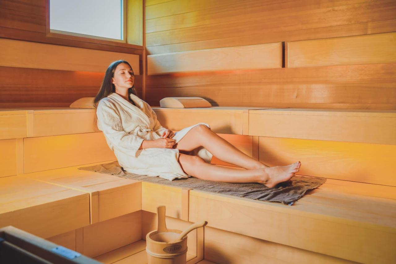 Nuhr Medical - Hotel & Restaurant 山夫顿堡 外观 照片